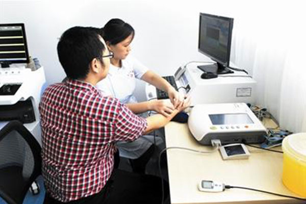 ����С�ݿɸ���(j��)�t(y��)�����h�ڻ��߶��M(j��n)���A(y��)�s��̖(h��o)